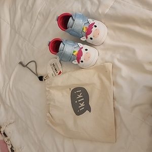 Ikiki duchess bubblegum sparkle shoes